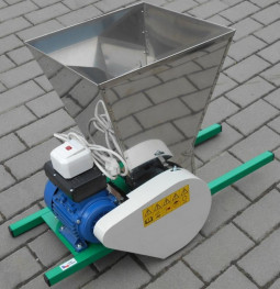 TIP Drtič na ovoce elekrický TIP DE 30L